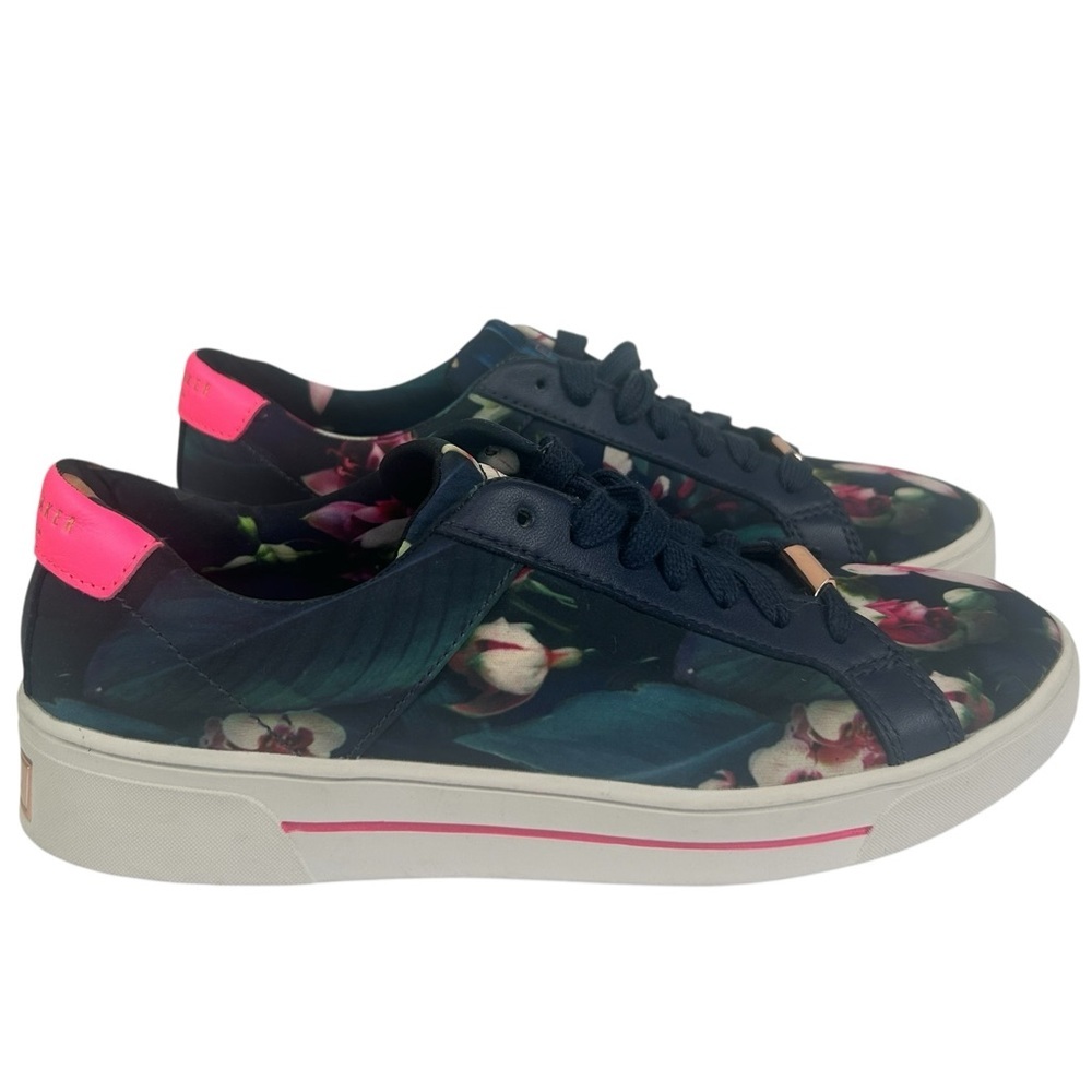 Ted Baker London EYEWC Floral Lace Up Sneaker Women's 7/38 Preppy Chic